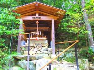 宝登山神社