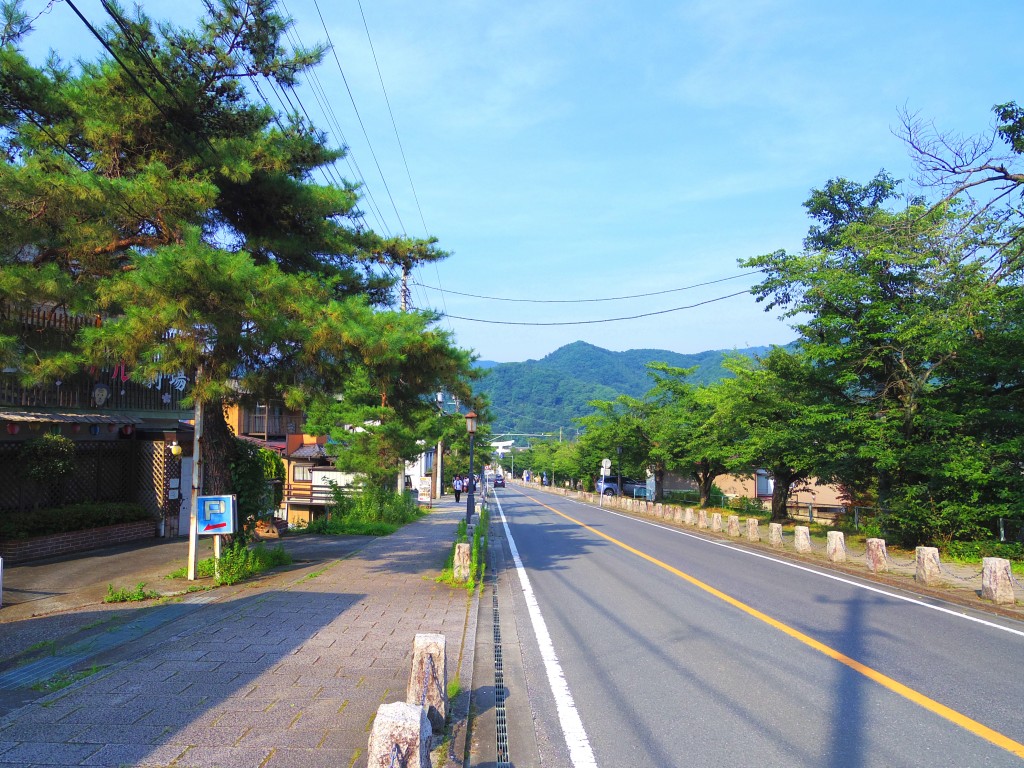 宝登山神社